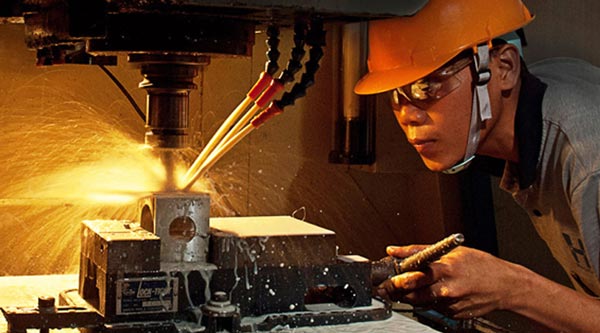 Thực trạng nghề gia công cơ khí tiện phay bào hiện nay - Thiết bị điện